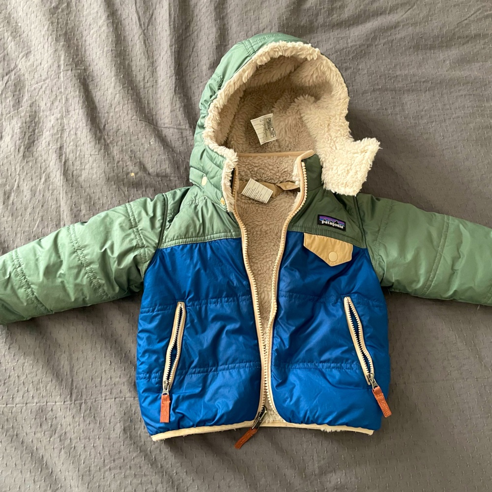 Patagonia 2T Reversible Tribbles Hoodie